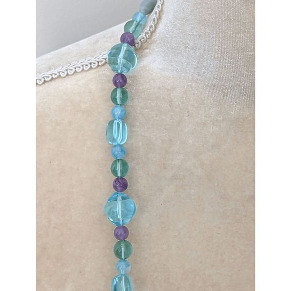 Beachy tones of seaglass teal lavender resin beaded necklace 28" - Picture 3 of 4